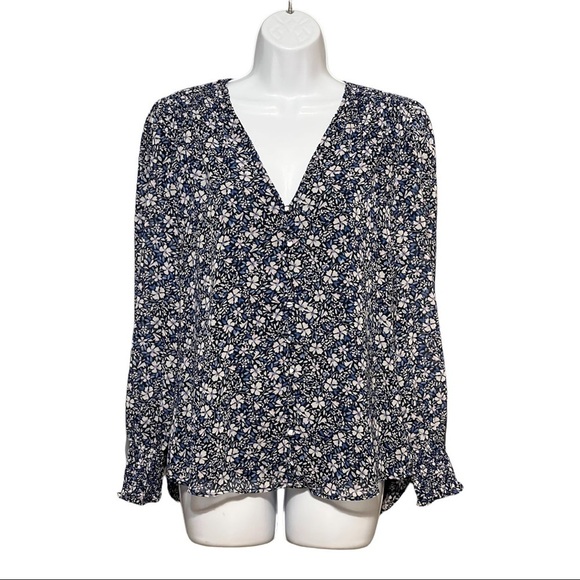 1. State Ditsy Floral Long Sleeve Blouse Blue V-Neck Smocked Ruffle Top Small - Picture 4 of 9